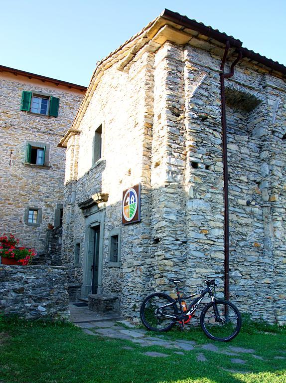 Agriturismo Casa Turchetti Comano  Exterior foto