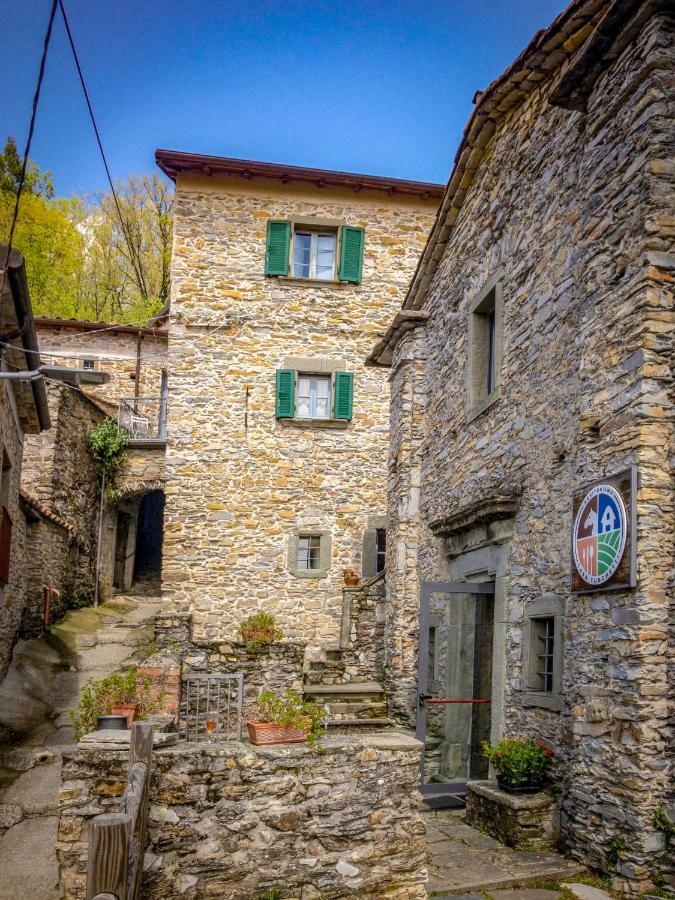 Agriturismo Casa Turchetti Comano  Exterior foto